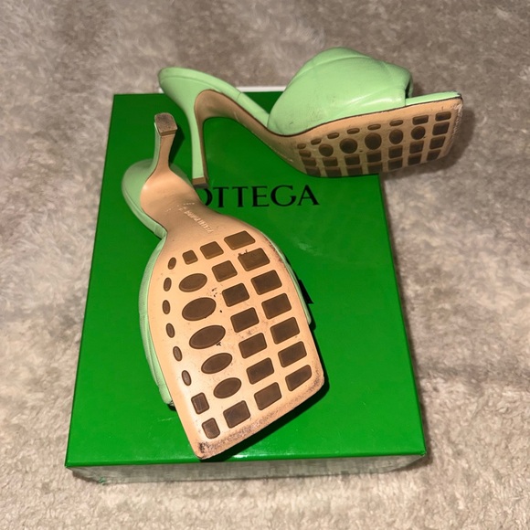 Bottega Veneta Mint Quilted Mules - Picture 2 of 3